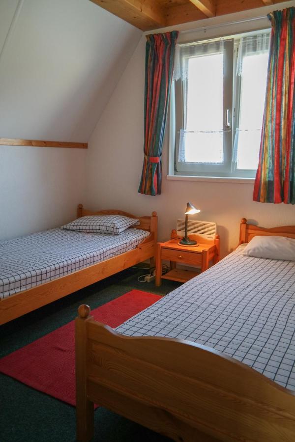 Marilu 6 Pers Allergy-Friendly House On A Typical Dutch Canal And Quiet Place Villa Anjum Esterno foto
